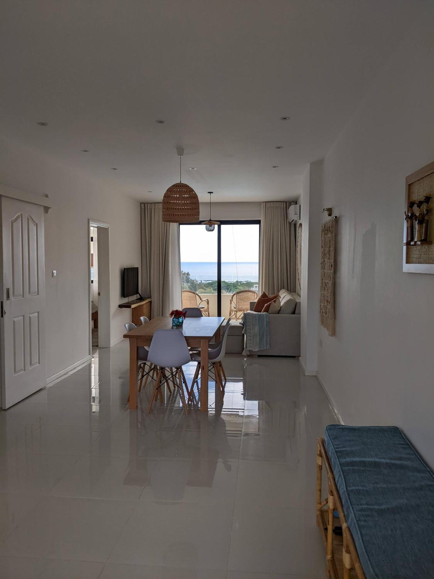 Seaview Serenity Apartment Flic-en-Flacq Eksteriør billede