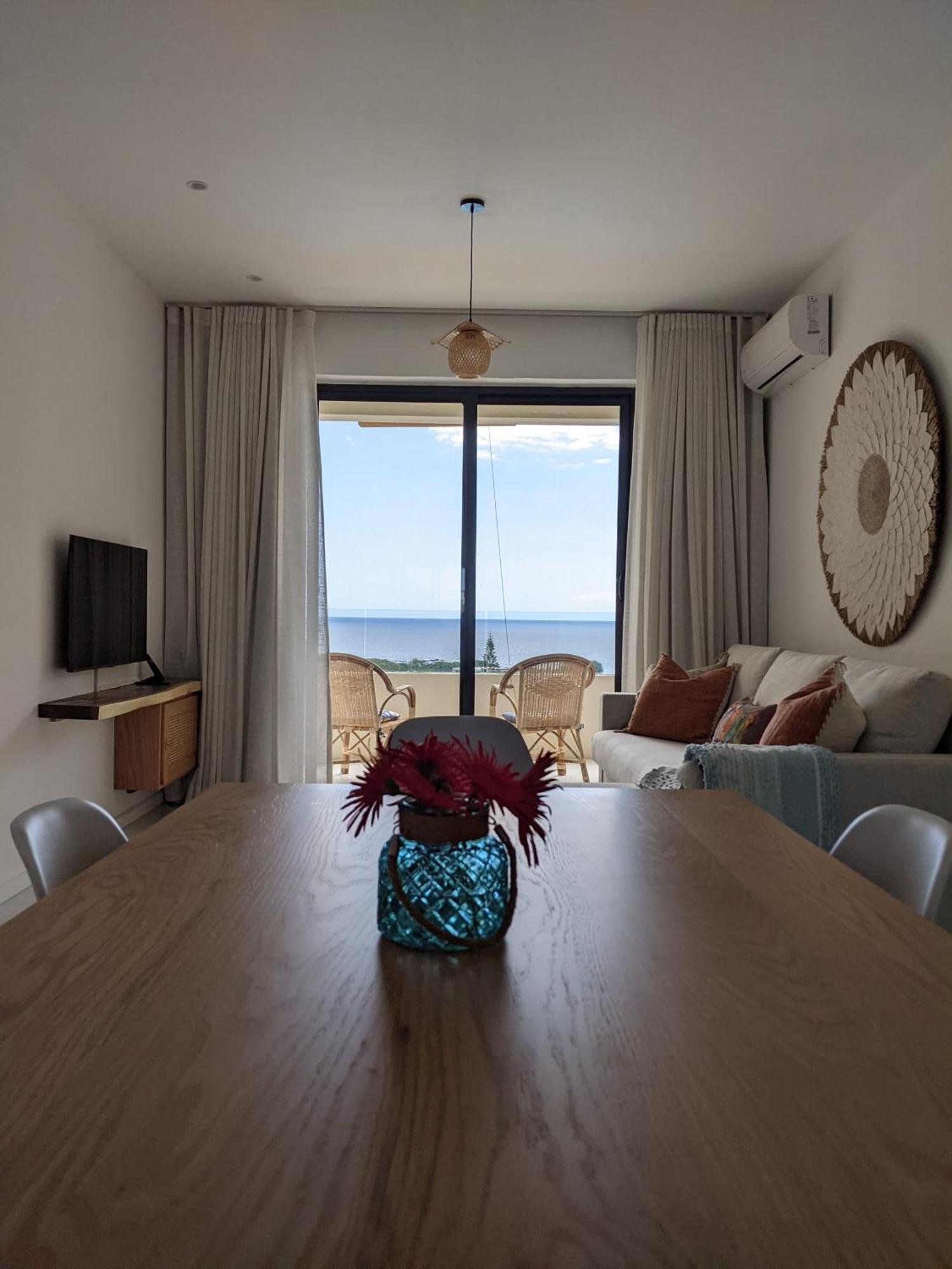 Seaview Serenity Apartment Flic-en-Flacq Eksteriør billede